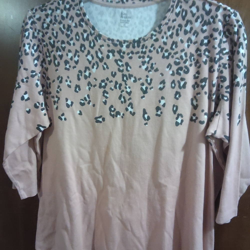 Leopard Print Women's Top - Pink